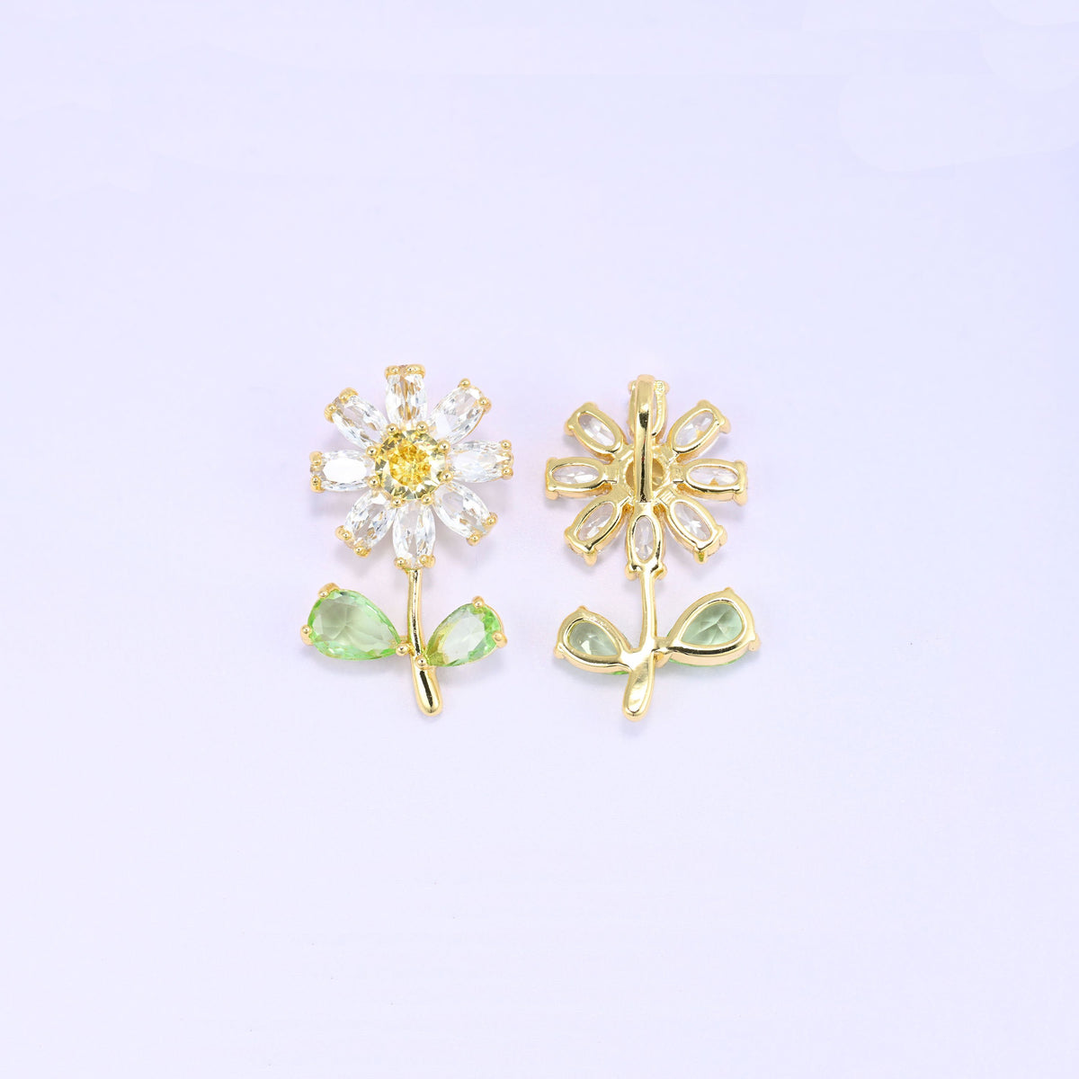 18K Gold Plated Brass Daisy Flower Charm Pendant