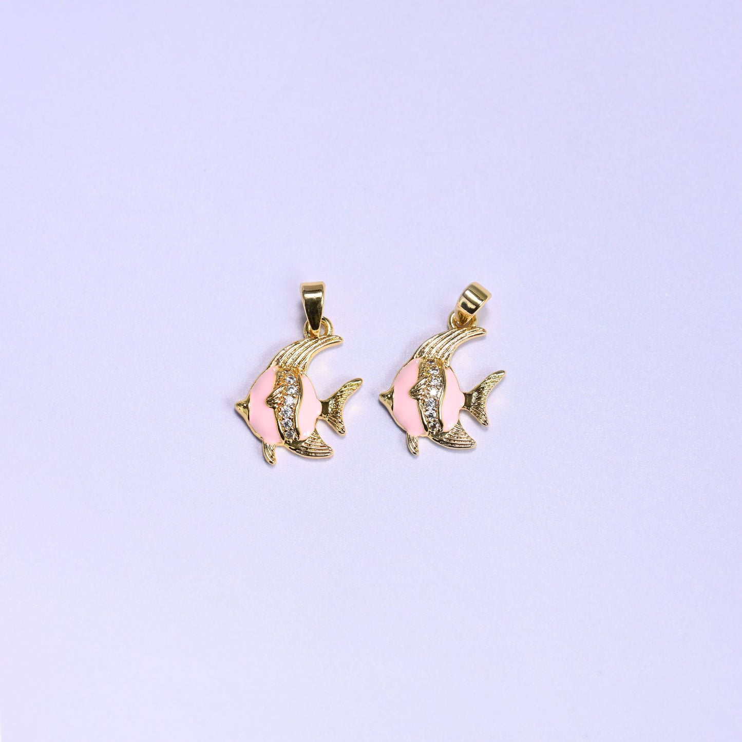 18K gold plated brass tropical fish charm pendant, approx 18.36mm x 13.22mm