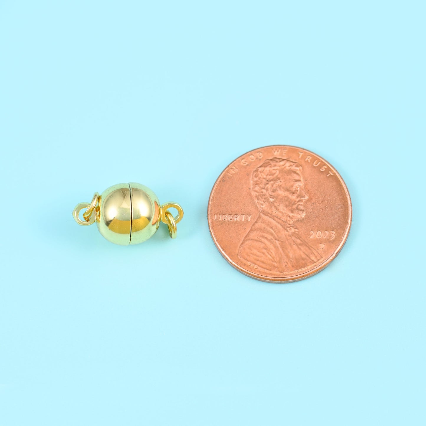 18K gold filled round magnetic clasp in polished gold