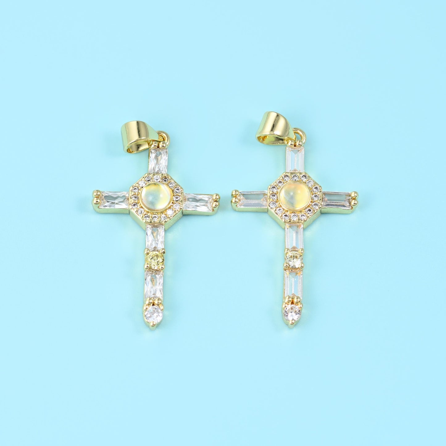 18K Gold Filled Cross Pendant 35x18mm, 1 Piece