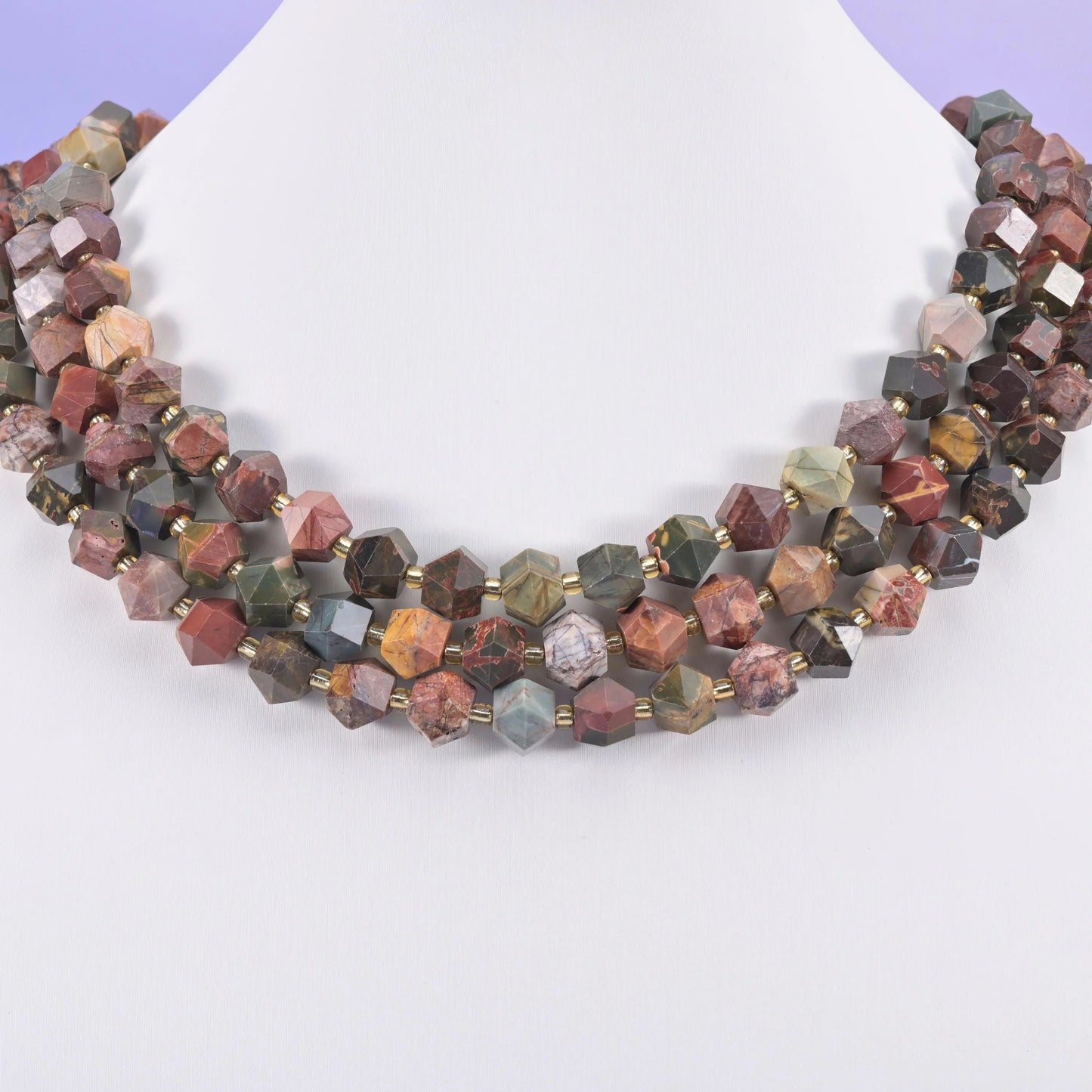 Red Howlite beads, faceted diamond rhombus, 10mm
