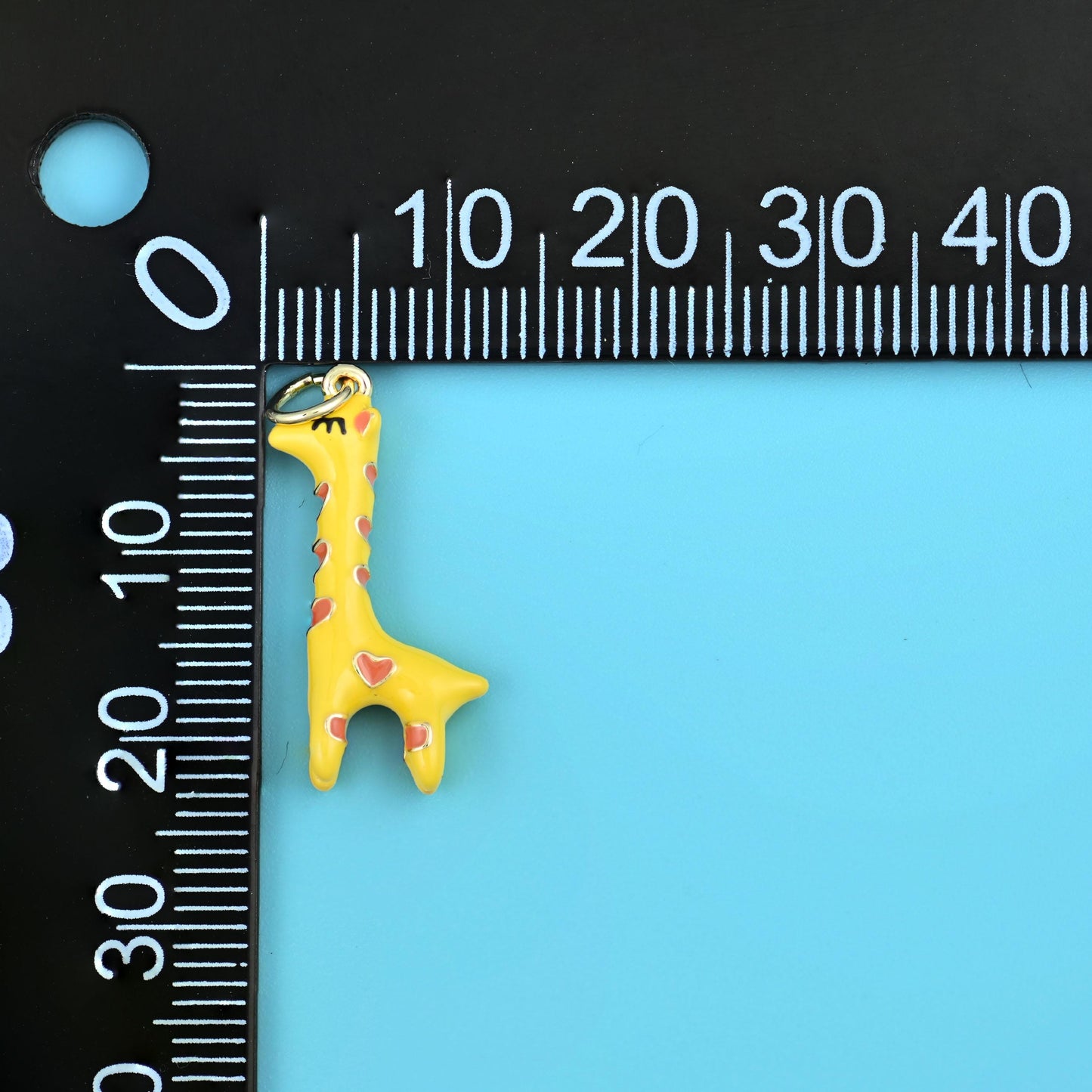 18K Gold Filled Yellow Giraffe Pendants for DIY Jewelry Making Supply