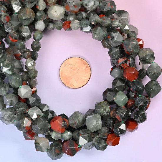 African Bloodstone Beads: Faceted Diamond Star Cut, 6-10mm, 15.5 inch Strand