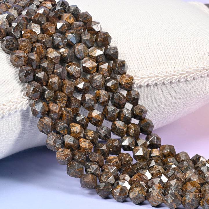 Bronzite Beads: Faceted Diamond Star Cut, 6-10mm, 15.5 inch Strand