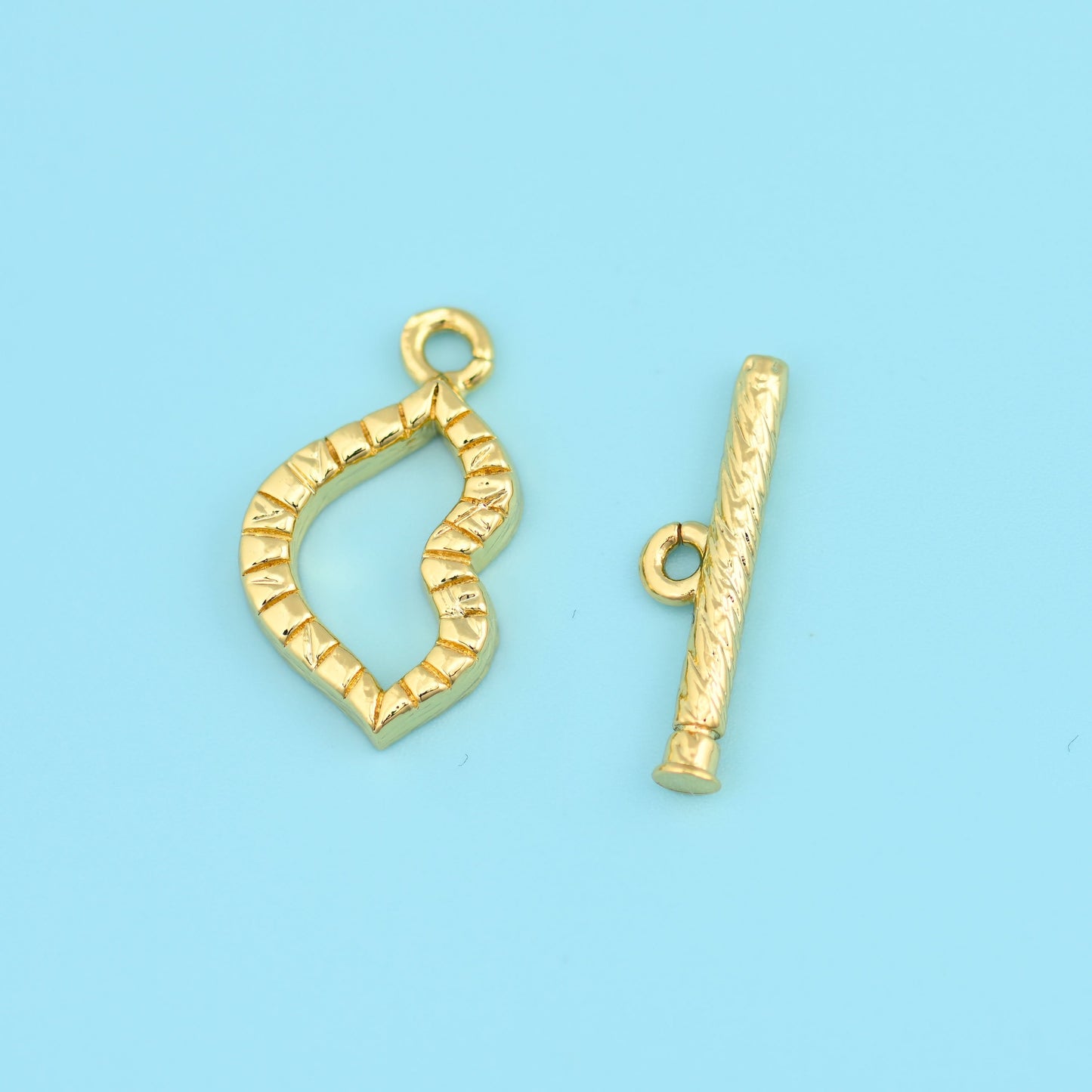 Brass, 18K gold filled — lead free and nickel free beads, lips toggle and bar, Lips 18.5 x 10.80mm, 2.31mm thick; bar 18.19…