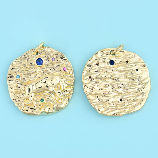 18K gold plated zodiac pendant with a four legged animal motif, front and back, 21x21mm