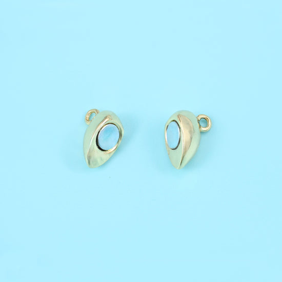 Heart shaped magnetic clasp with 18K gold filled finish