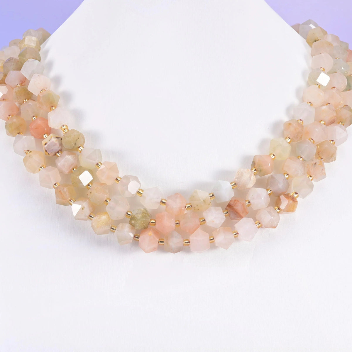Red Grass Silk beads, faceted diamond rhombus, 10mm