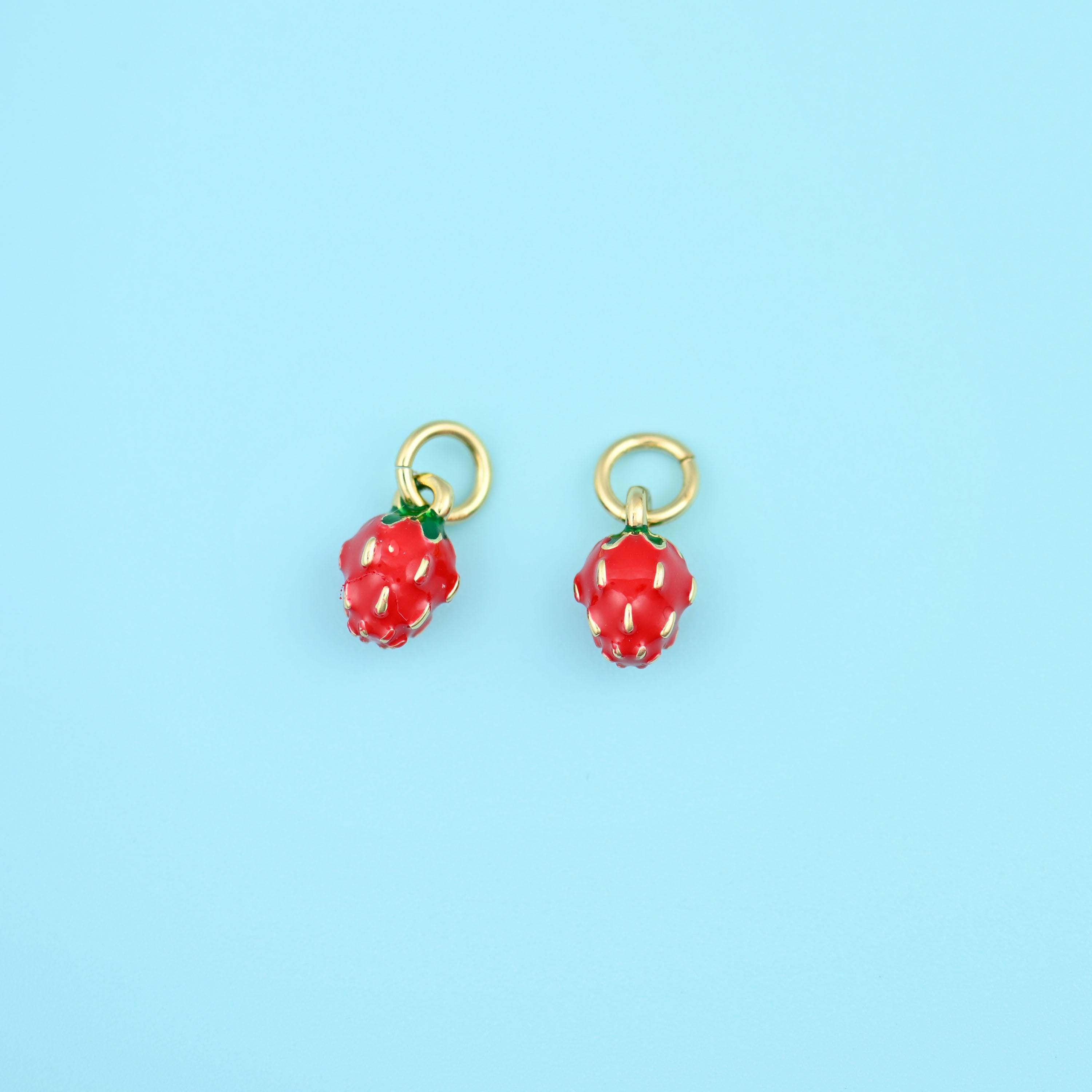 Strawberry cut brass beads