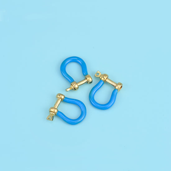 Horse Shoe Shackle Clasp in brass and 18k gold-filled finish with a colorful enamel horseshoe design