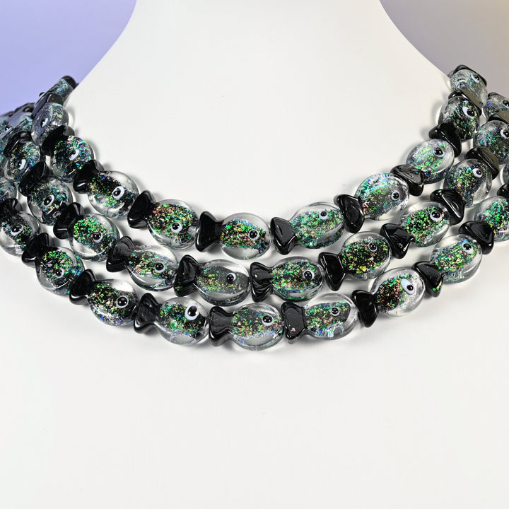 Black green fish glass beads, 19x12mm