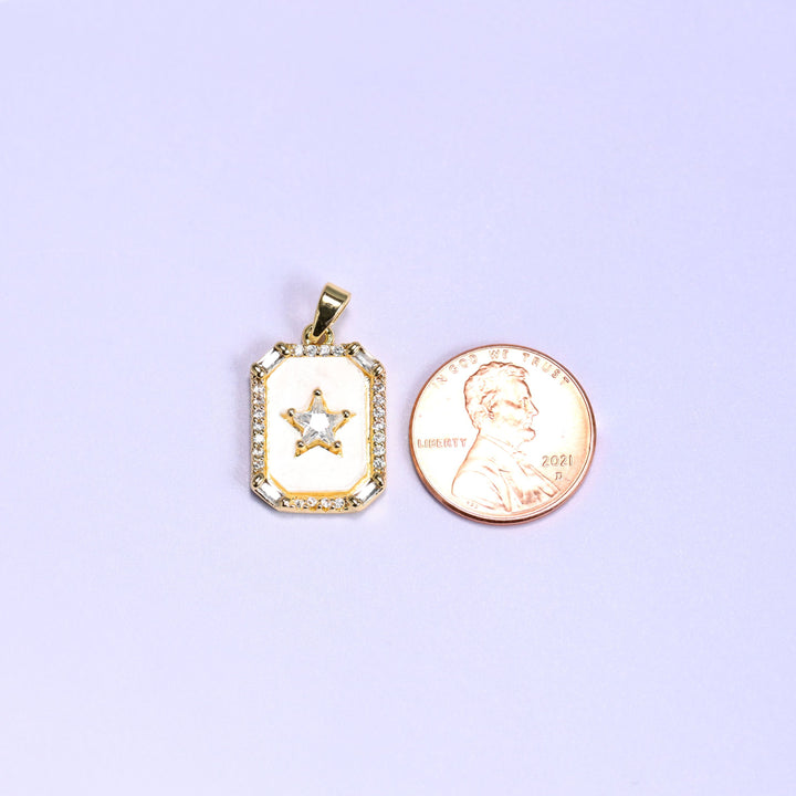 18K gold plated brass star frame charm pendant, approx 20.15mm x 13.83mm