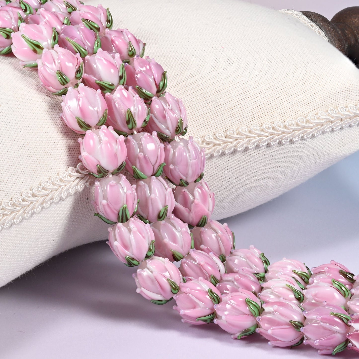 Pink tulip bud-shaped lampwork glass beads