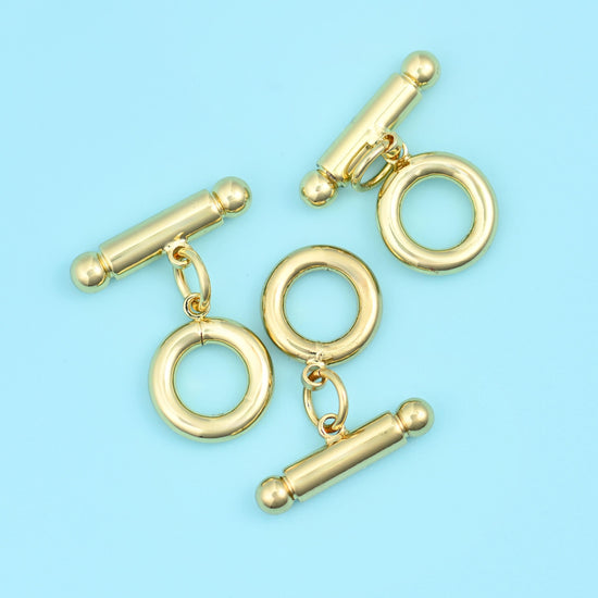 Round toggle ring with a ball-ended bar cut brass, 18k gold filled — lead free and nickel free beads