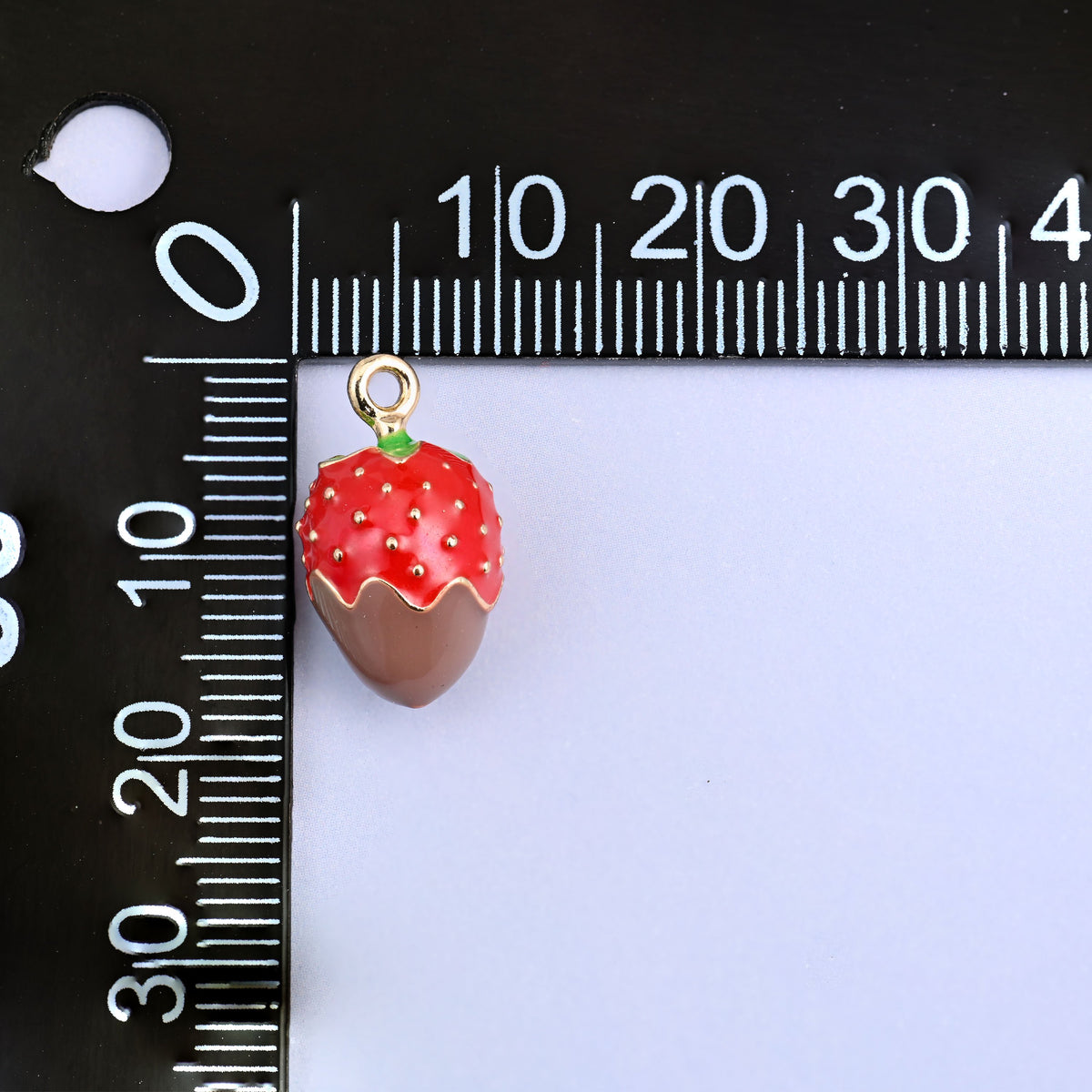 Brown dipped strawberry charm measured at 17.20 x 9.58mm including the small ring.