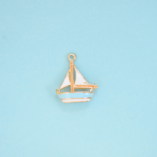 Sailboat cut brass, 18k gold filled, beads
