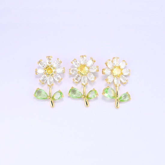 Daisy Flower Charm Pendant in gold, green and yellow