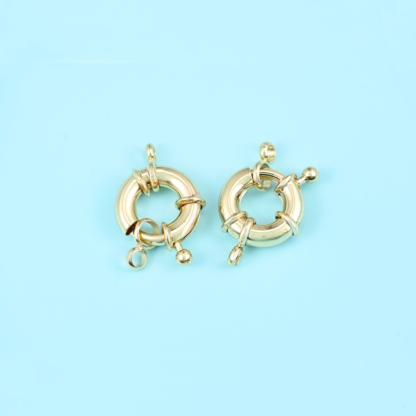 18K gold filled round spring clasp in polished gold-tone