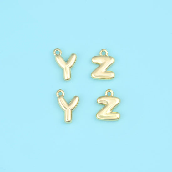 18K gold plated letter pendants Y and Z, the last initials in the A to Z range.