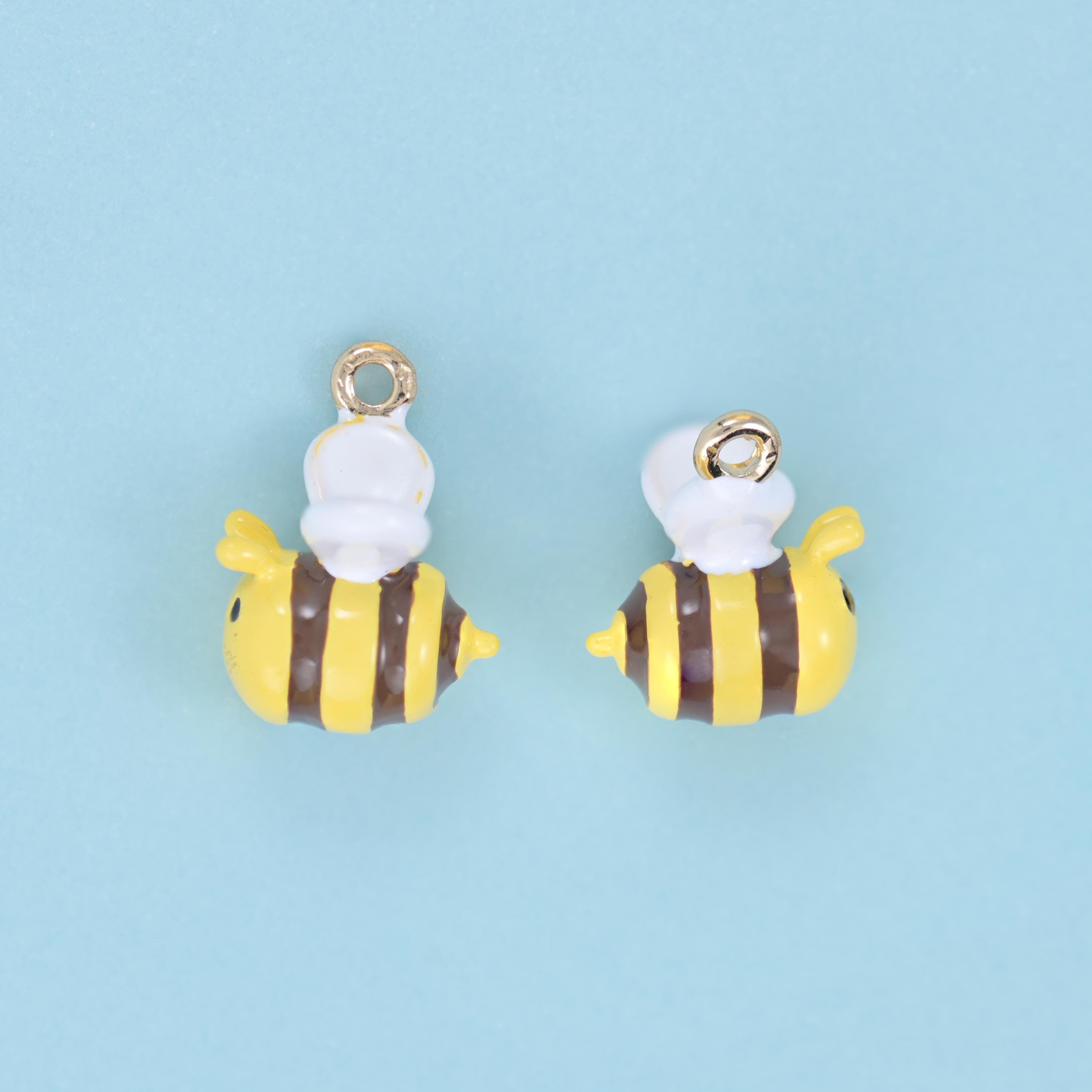 Enamel Bumble Bee Charm 18K Gold Filled Size 13x11mm Jewelry Findings for DIY Bracelets