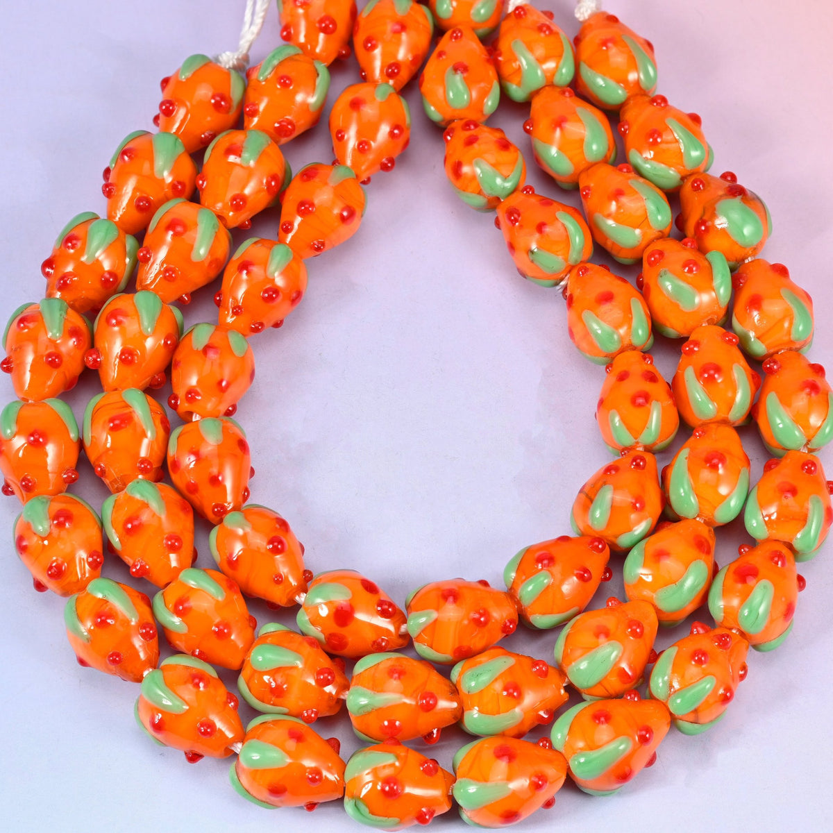 Strawberry glass beads, hole approximately 1.5mm
