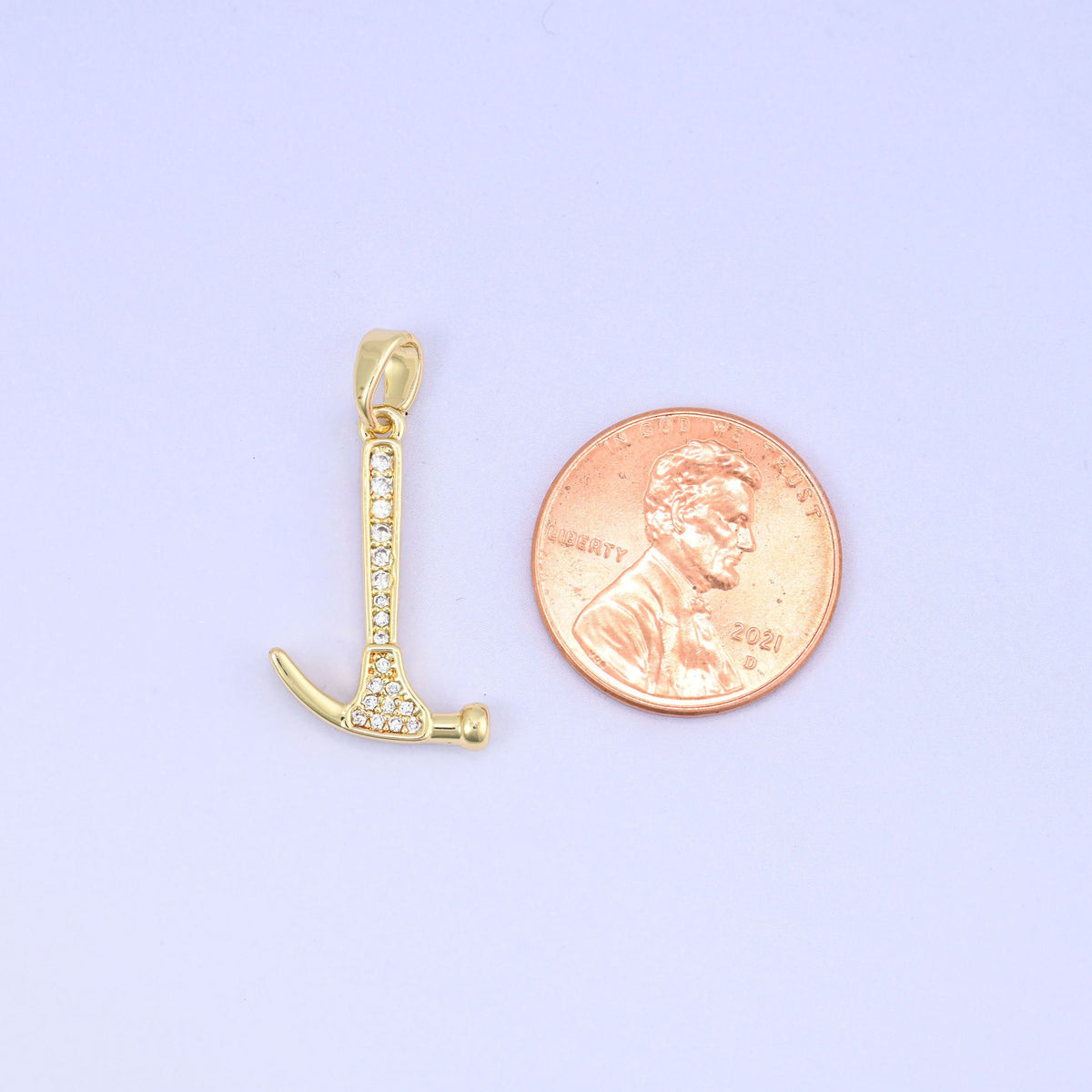 Hammer Charm Pendant, approximately 20.50mm x 13.41mm
