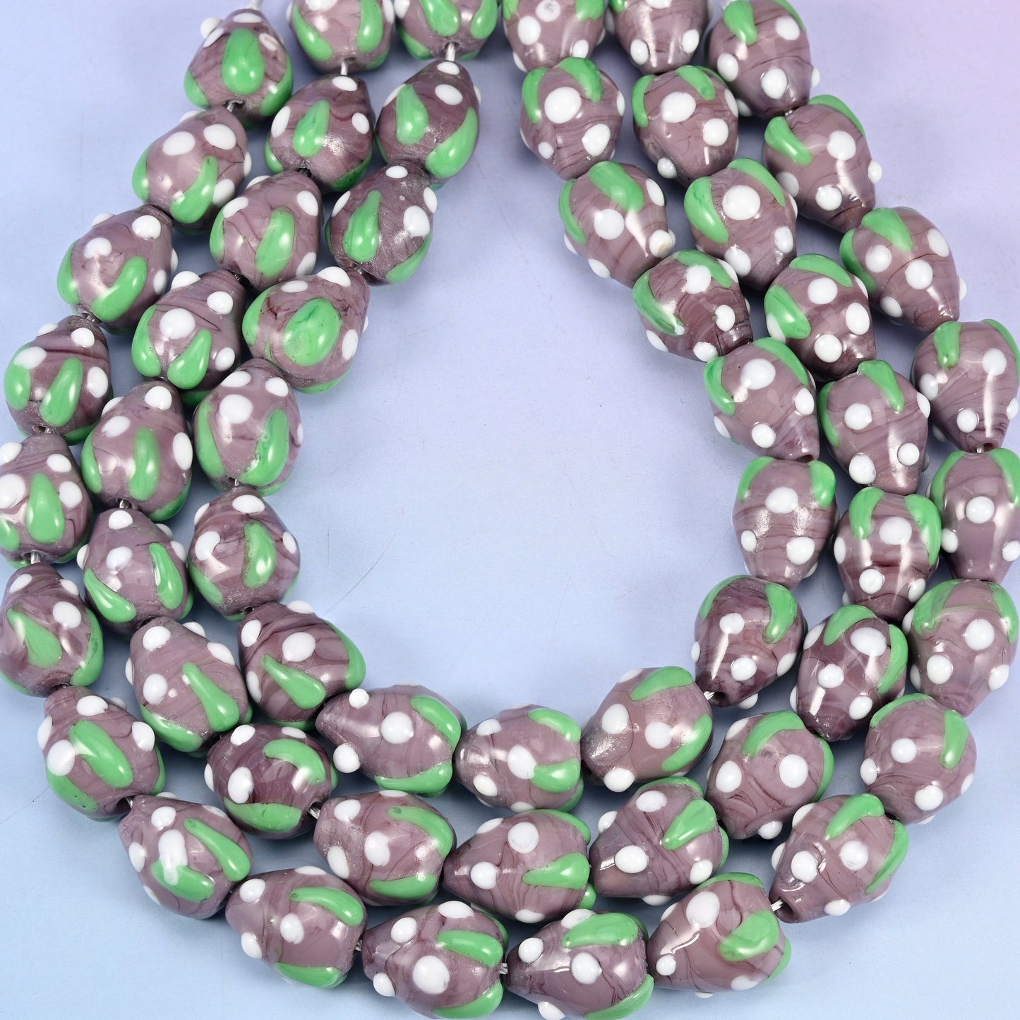 Purple White Dots Strawberry Glass Beads, hole approximately 1.5mm