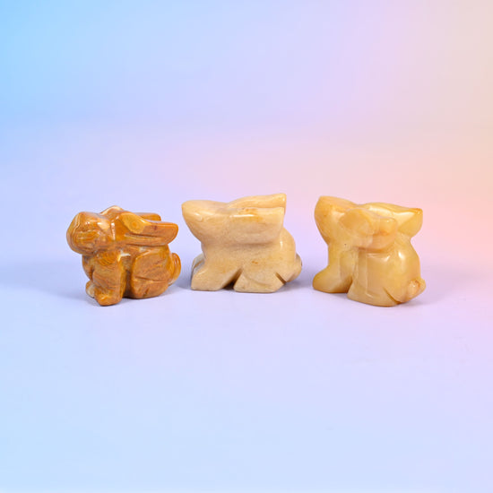 Carved gemstone bunny figurine, polished on all sides, about 1.0 oz, sold per piece