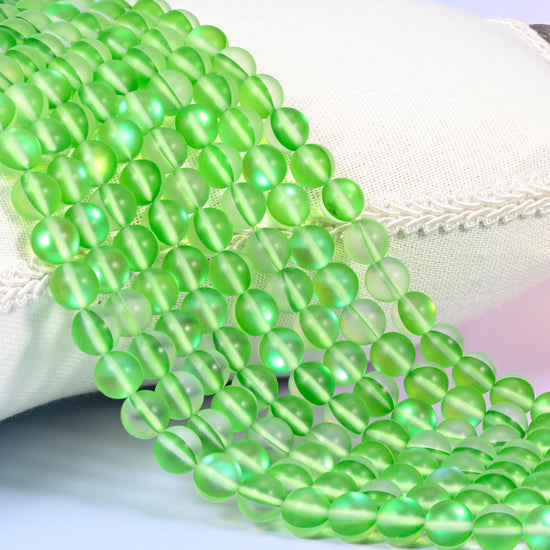 Iridescent Matte Green Round Glass Beads for jewelry making