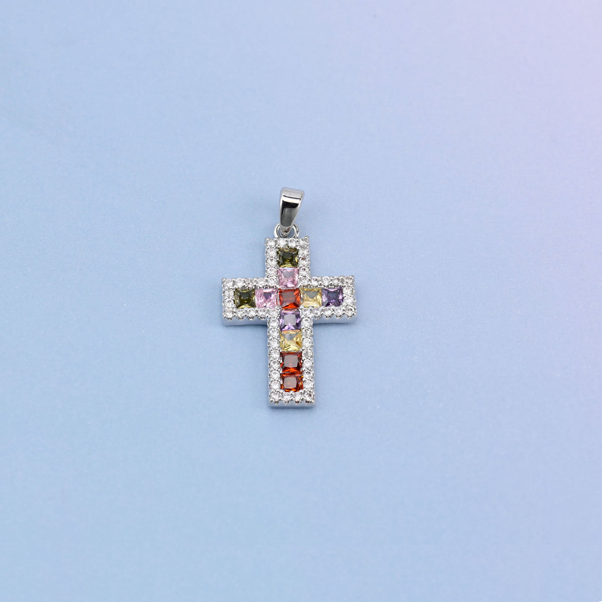 Zirconia cross charm in white gold plated brass with princess-cut multicolour stones