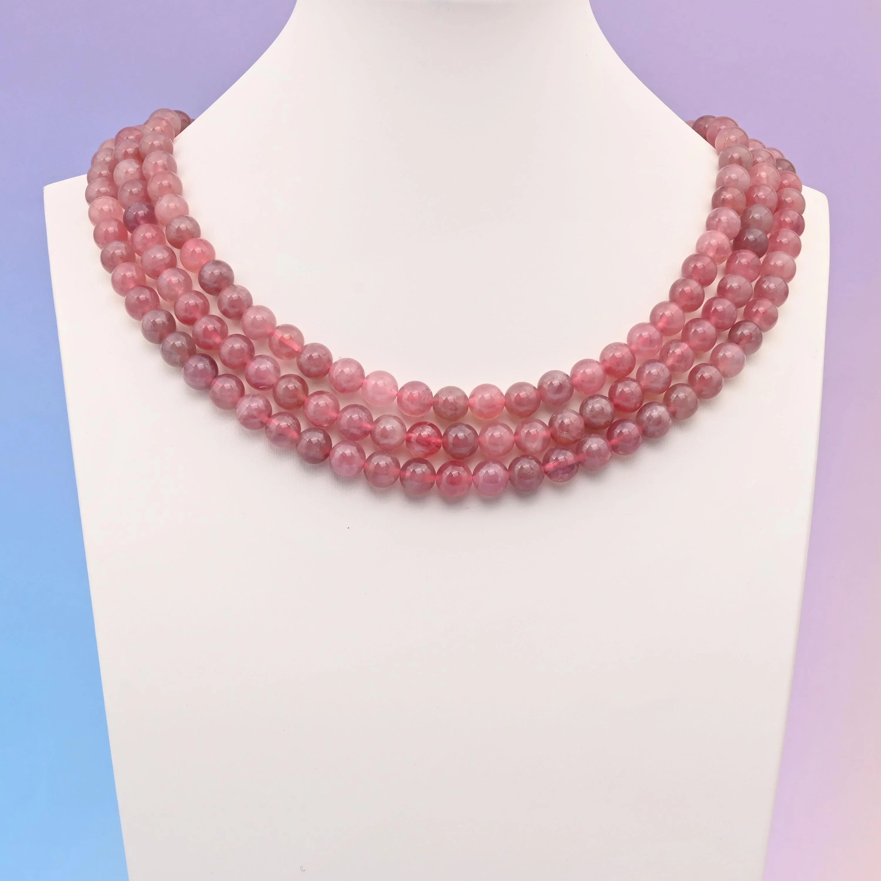 Madagascar Purple Rose Quartz beads, smooth round shape, 8mm.