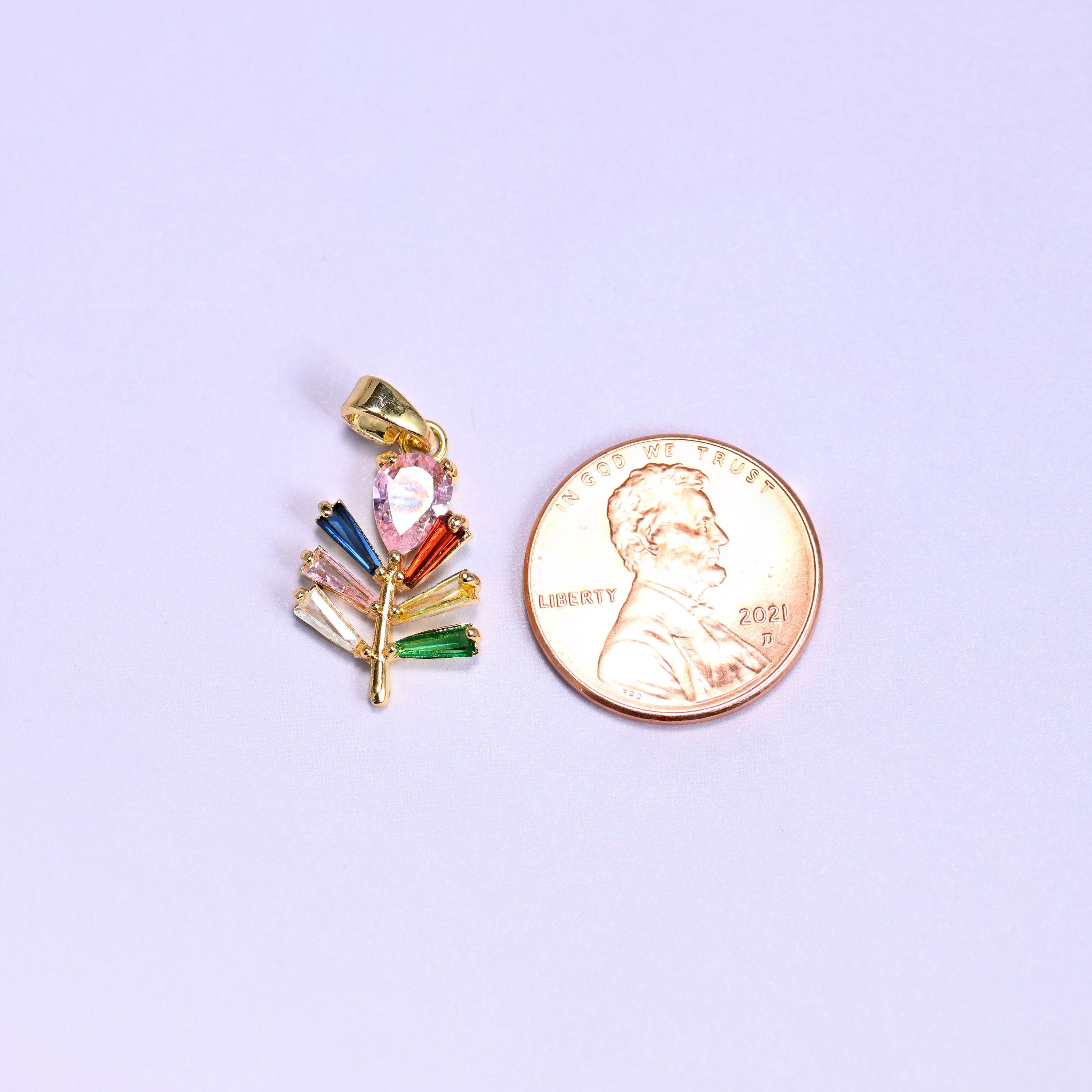 18K gold plated brass leaf charm pendant, approx 19.06mm x 12.03mm