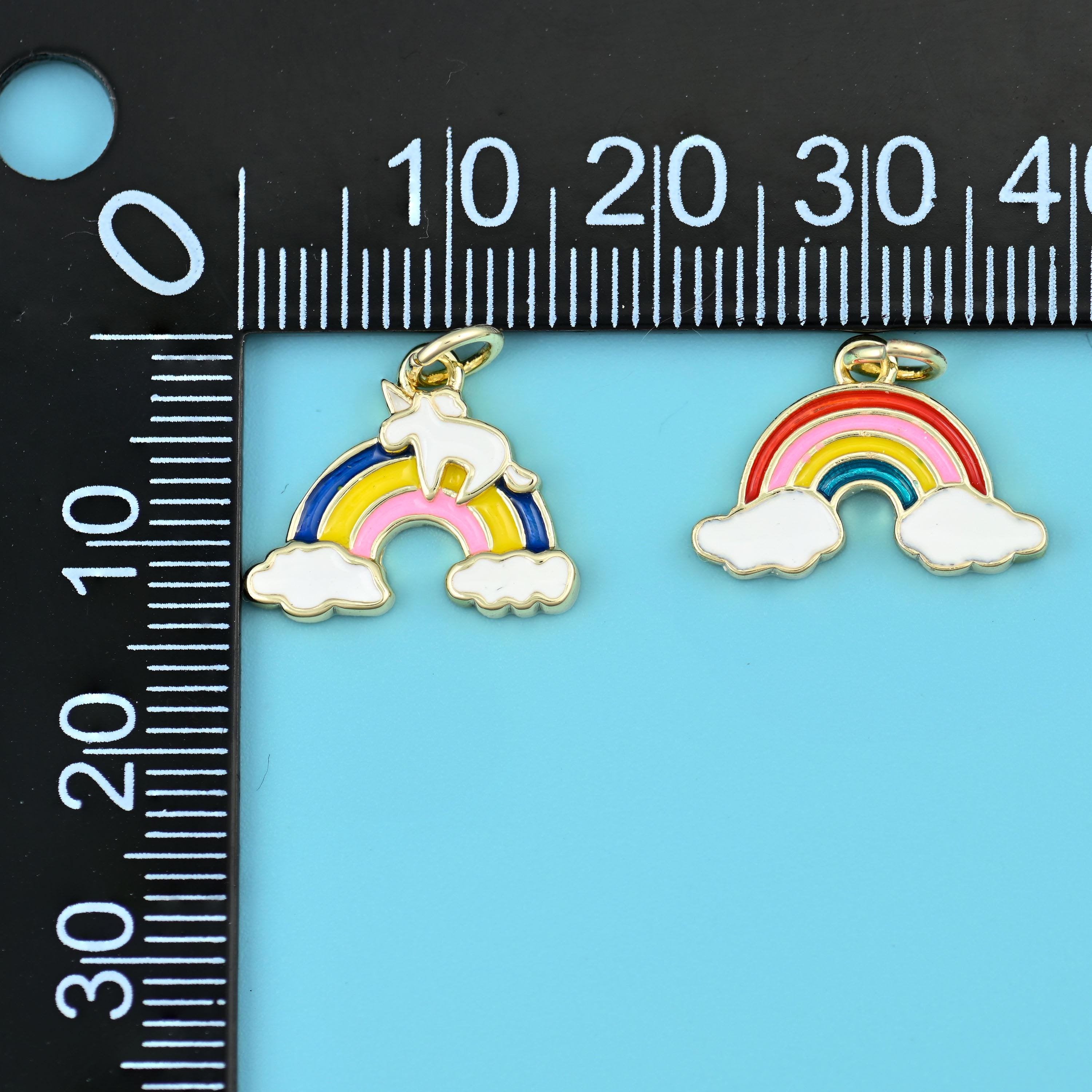 Brass at Rainbow 16.85 x 11.67mm, 2.04mm thick / rainbow with unicorn 16.04 x 13.31mm, 2.22mm thick