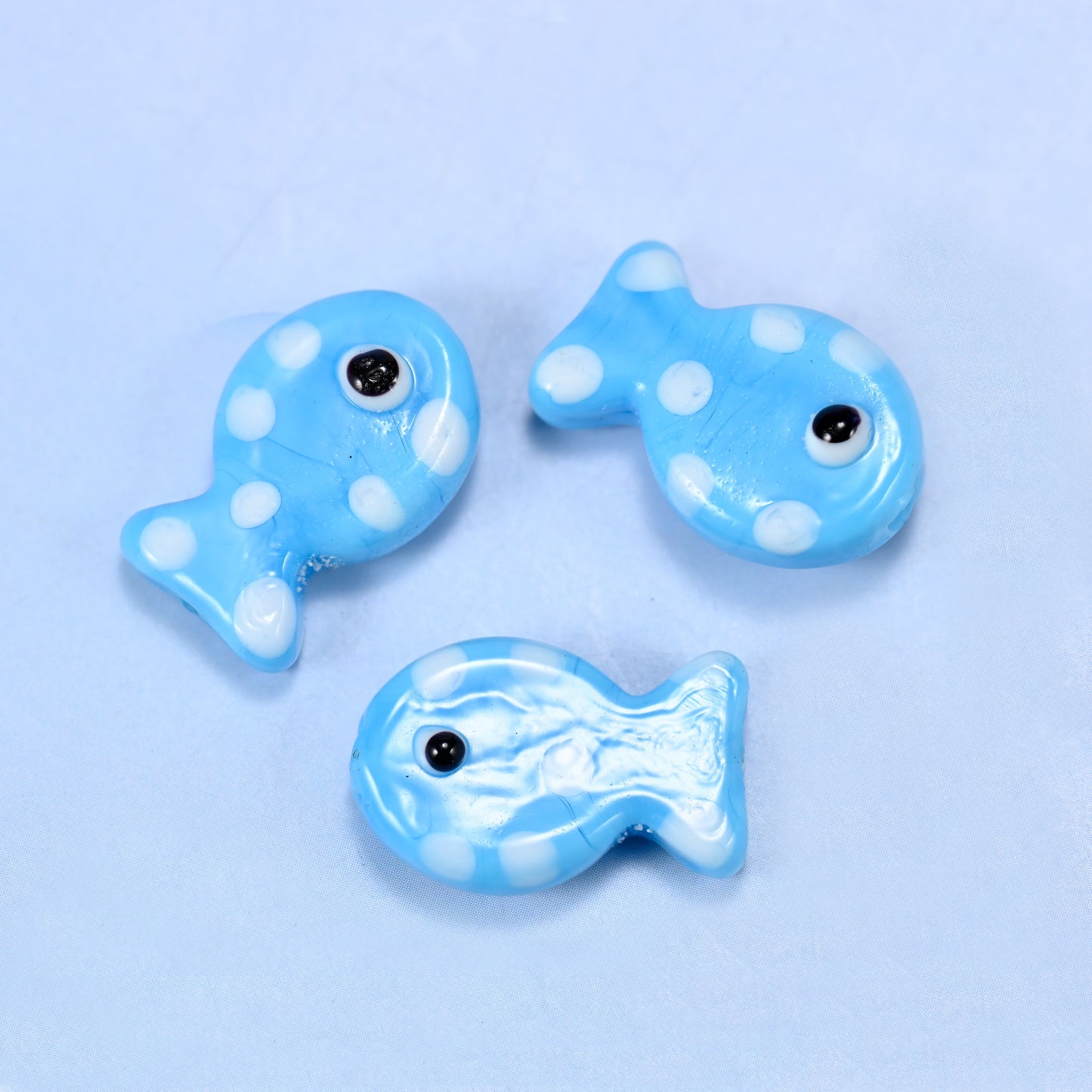 Sky Blue with White Dot Fish Glass Beads: Jewelry Making Supply
