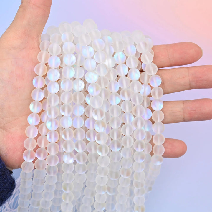 Glass beads, round, 6mm and 8mm