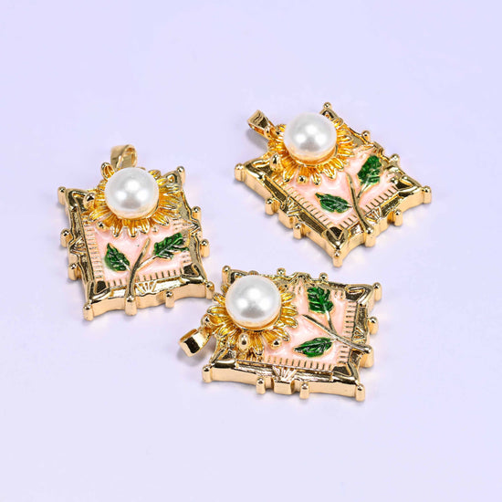 Enamel sunflower charm, 1 piece per order