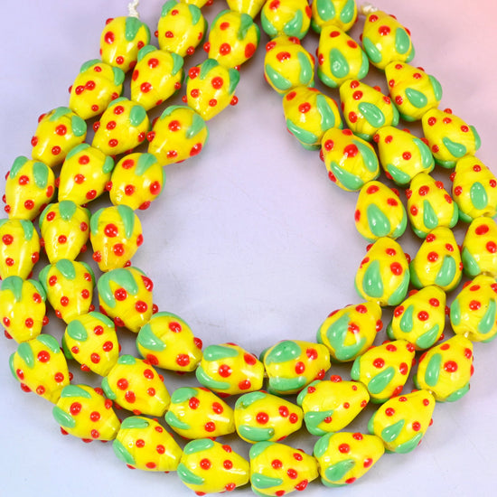 Yellow Red Dots Strawberry Glass Beads, hole approximately 1.5mm