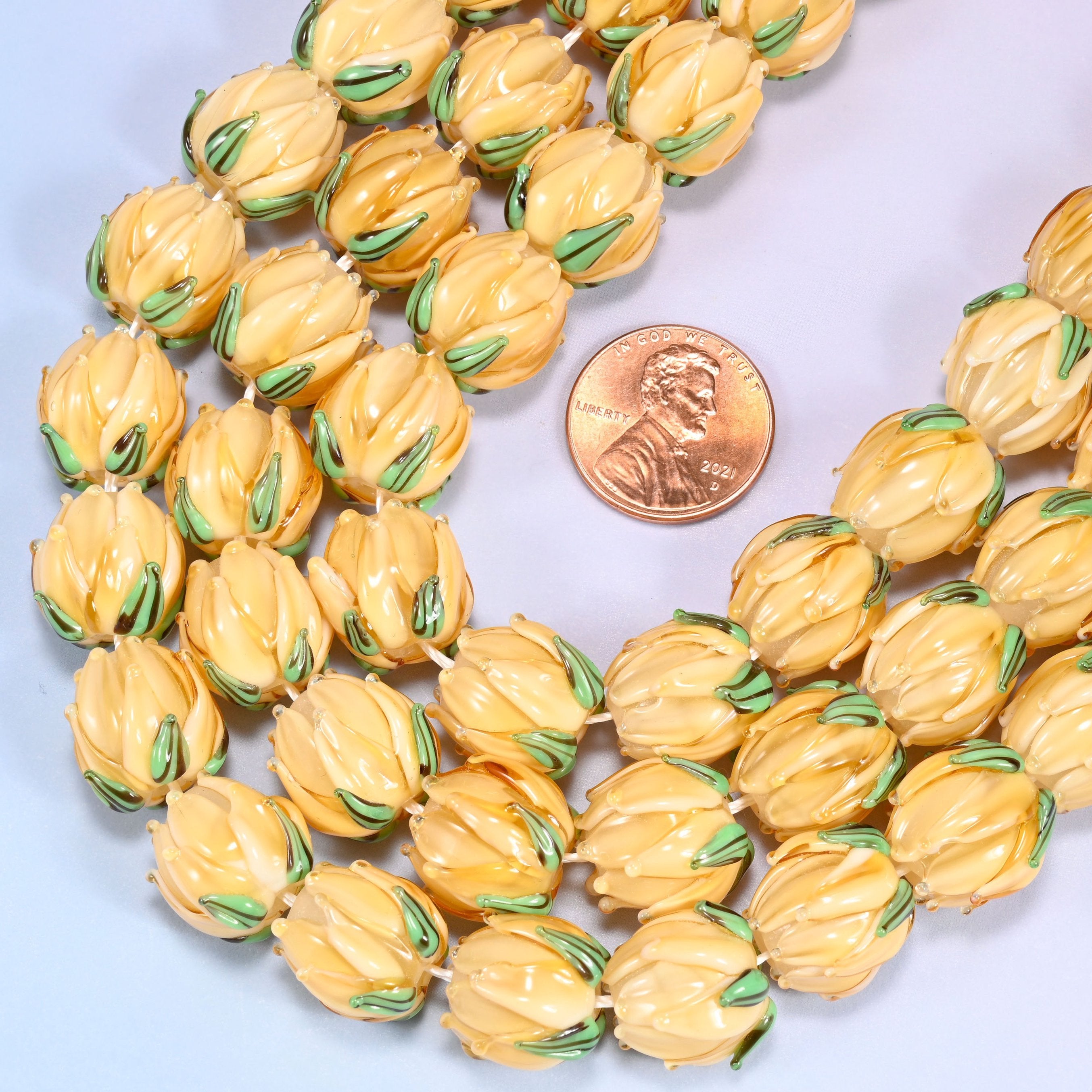 Tulip flower bud shaped cut lampwork glass beads