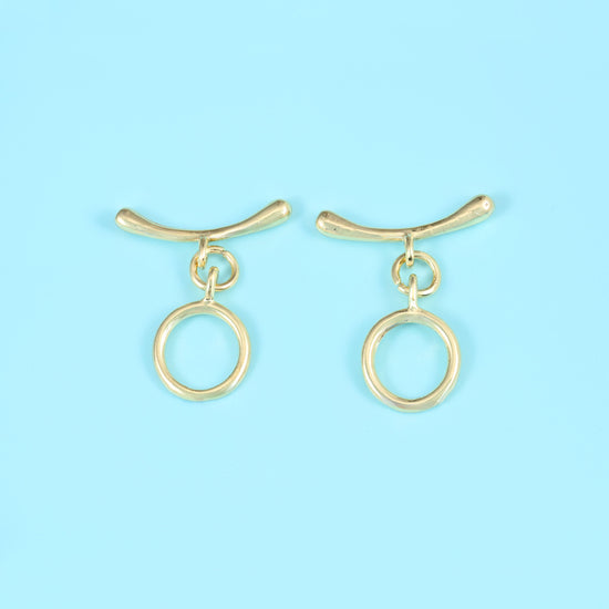 Curve bar toggle clasp with 18K gold filled finish